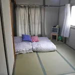 駅徒歩5分どこへも大阪駅へ直結どこへもすぐの大型庭付glampinghouse
